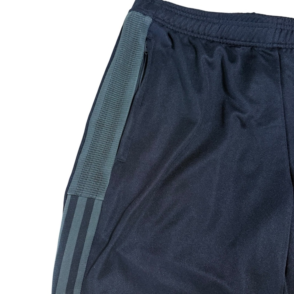 Men's Adidas Tiro Pant Straight Fit Aeroready Sweatpants Size Medium Black/Gray - Picture 3 of 6